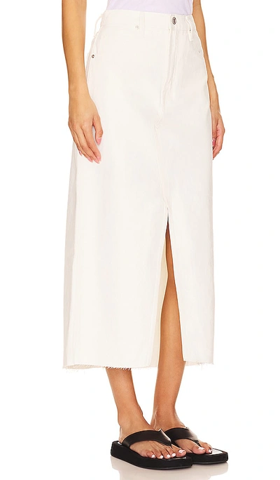 Frame The Midaxi Skirt Angled Seam Raw After Ecru Denim In Ivory