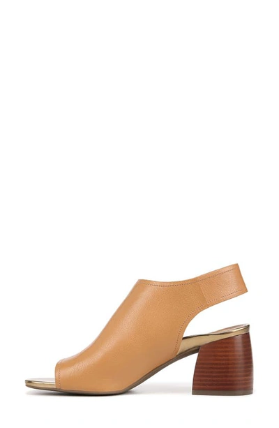 Vionic Valencia Sandal In Camel