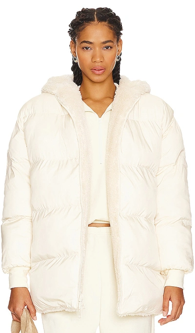 Shop Wellbeing + Beingwell Poppy Reversible Puffer In Swan White