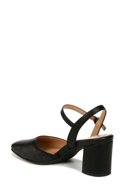 Naturalizer Wave High In Black