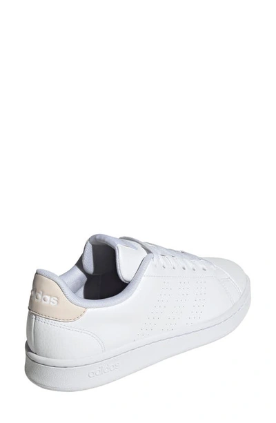 Adidas Originals Advantage Trainer In White/white/putty Mauve