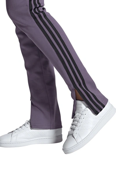 Adidas Originals Advantage Trainer In White/white/putty Mauve