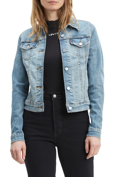 Shop Levi's® Original Denim Trucker Jacket In Jeanie