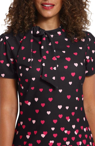 Shop London Times Heart Print Tie Neck Short Sleeve Dress In Black/ Pink