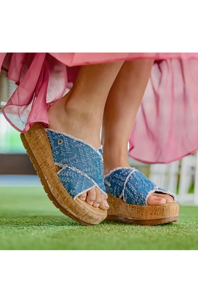 Minnetonka Posey Platform Wedge Slide Sandal In Blue Distressed Denim
