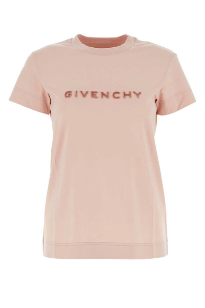 Shop Givenchy T-shirt In Pink
