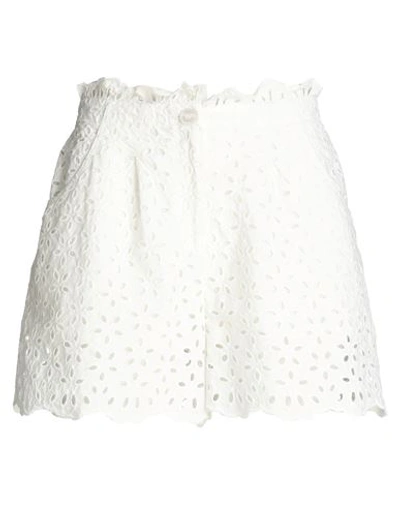 Shop Essentiel Antwerp Woman Shorts & Bermuda Shorts White Size 4 Cotton