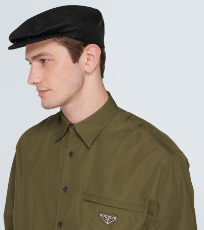 Prada Logo Beret In Black