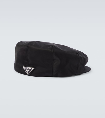 Prada Logo Beret In Black