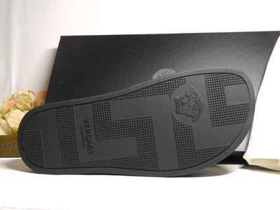 Pre-owned Versace Men's Black Medusa Rubber Pool Slide Sandal Size 8us / 41eur$375nib