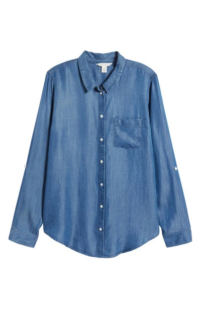 Shop Caslon (r) Casual Chambray Button-up Shirt In Medium Wash