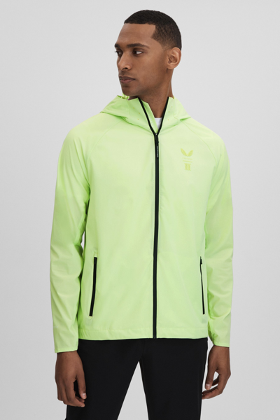 Shop Reiss Adler - Iced Citrus Yellow Castore Water Repellent Running Jacket, S