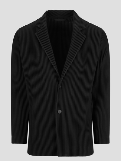 Shop Issey Miyake Basic Pleated Jacket In Black