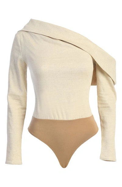 Jluxlabel Akemi One-shoulder Long Sleeve Bodysuit In Natural