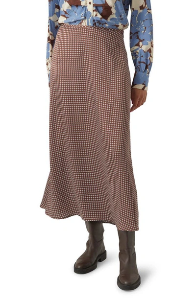 Shop Vero Moda Oli Belinda Houndstooth Check Skirt In Chocolate Fondant