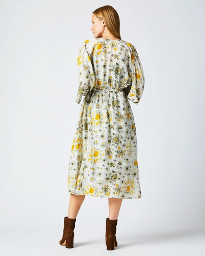 Reid Robe Wrap Dress In Ivory/gold