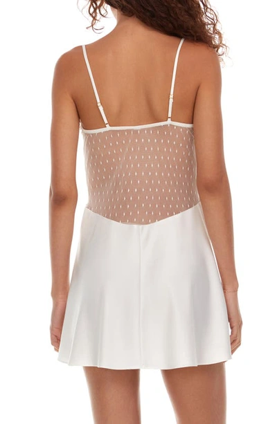 Flora Nikrooz Showstopper Chemise With Lace In Ivory