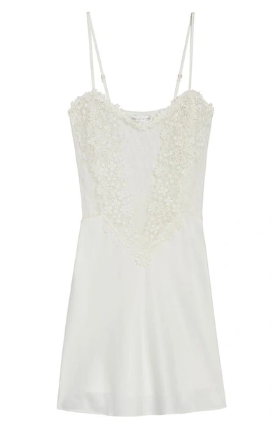 Flora Nikrooz Showstopper Chemise With Lace In Ivory
