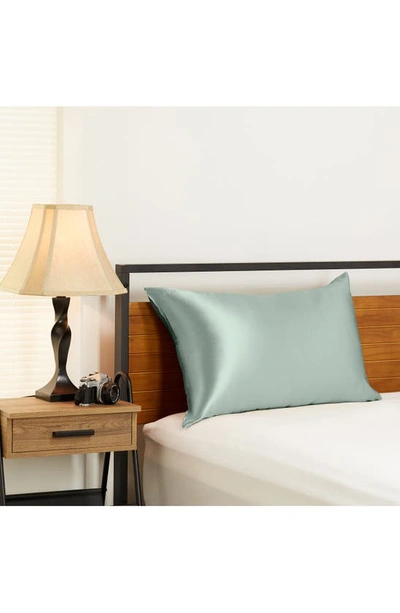 Blissy Mulberry Silk Pillowcase In Matcha