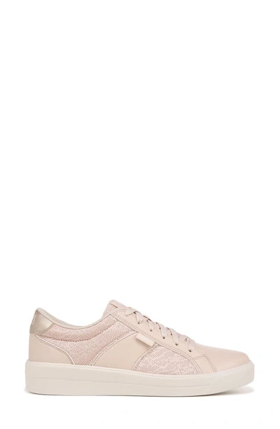 Ryka Viv Classic Low Top Sneaker In Blush