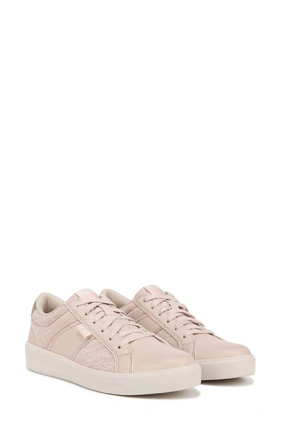 Ryka Viv Classic Low Top Sneaker In Blush