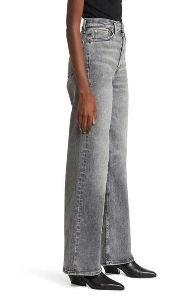 Shop Re/done '70s Wide Leg Jeans In Silver Fade