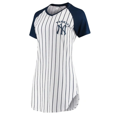 Shop Concepts Sport White New York Yankees Vigor Pinstripe Nightshirt