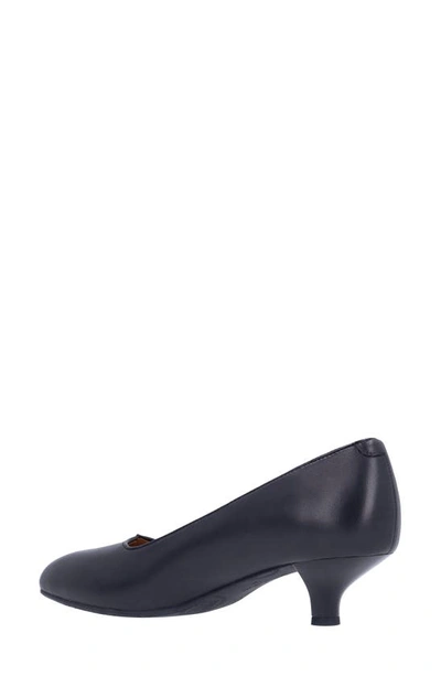 Shop L'amour Des Pieds Kavan Pump In Black