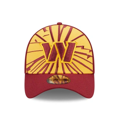 Shop New Era Gold/burgundy Washington Commanders Shattered 39thirty Flex Hat
