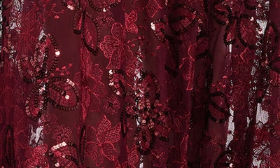 Dress The Population Women's Anabel Red Sequin Fit And Flare Gown In Port