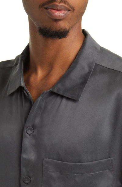 Lunya Washable Silk Button-up Short Pajamas In Meditative Grey