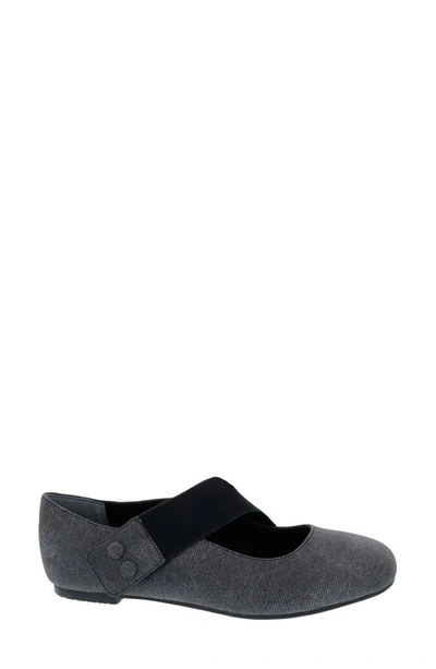 Shop Ros Hommerson Danish Flat In Black Distressed