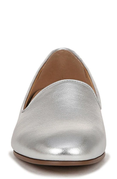 Vionic Willa Ii Loafer In Silver Leather