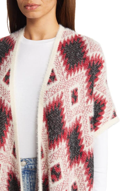 Roffe Accessories Geometric Jacquard Fringe Wrap In Red Motiff