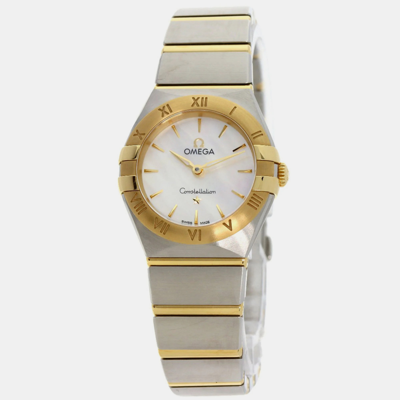 Pre-owned Omega White Shell 18k Yellow Gold And Stainless Steel Constellation 131.20.25.60.05.002 Quartz Women's Wri