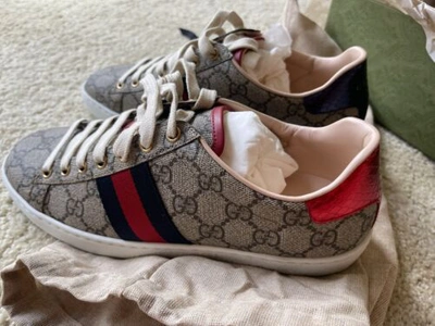 Pre-owned Gucci Women Ace Gg Supreme Low Top Sneaker- Size 8.5 In Beige