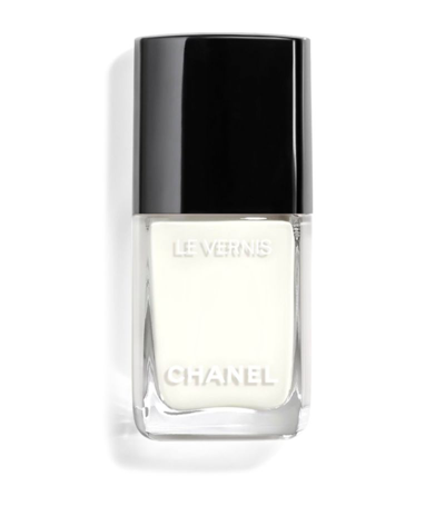 Shop Chanel (le Vernis) Longwear Nail Colour In Glaciale