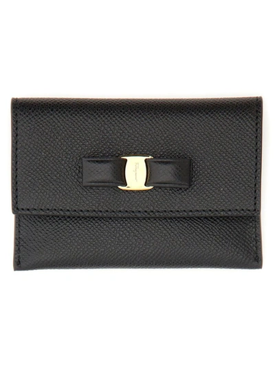 Shop Ferragamo Leather Card Holder In Black