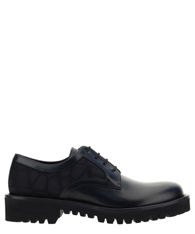 Shop Valentino Toile Iconographe Derby Shoes In Black