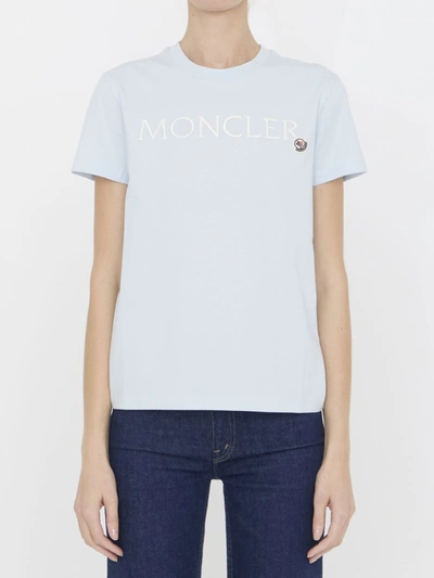 Shop Moncler Logo T-shirt In Blue