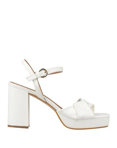 Carmens Woman Sandals White Size 10 Leather In White