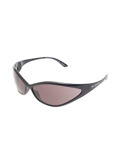 Shop Balenciaga '90s Oval' Black Sunglasses With Engraved Logo In Nylon Woman