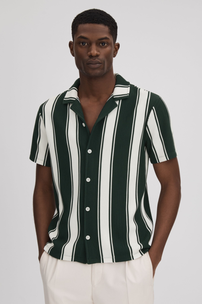 Shop Reiss Alton - Green/white Slim Fit Ribbed Cuban Collar Shirt, Xl
