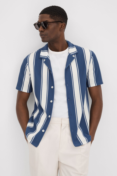 Shop Reiss Alton - Airforce Blue/white Slim Fit Ribbed Cuban Collar Shirt, M