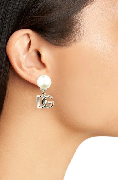 Shop Dolce & Gabbana Dg Logo Imitation Pearl Drop Earrings In Ruthenium