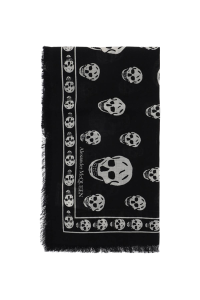 Shop Alexander Mcqueen Light Wool Skull Scarf In Black,white