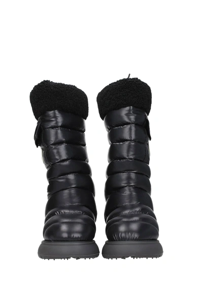 Moncler Gaia Quilted Nylon Pocket Snow Boots In Black | ModeSens
