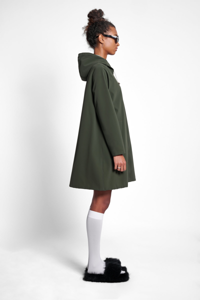 Stutterheim Mosebacke Lightweight Matte Raincoat In Green