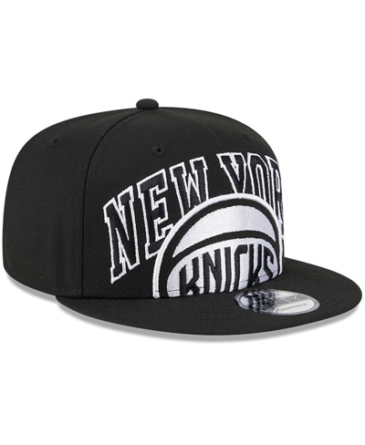 Shop New Era Men's  Black New York Knicks Tip-off 9fifty Snapback Hat