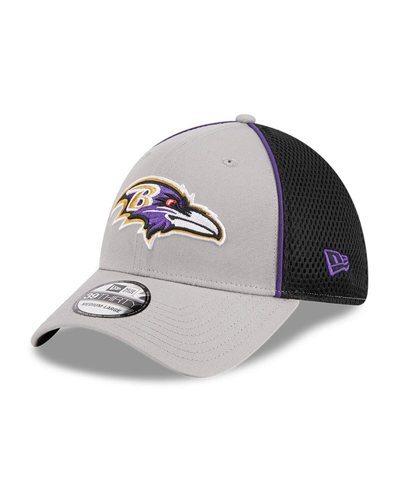 Shop New Era Men's  Gray Baltimore Ravens Pipe 39thirty Flex Hat